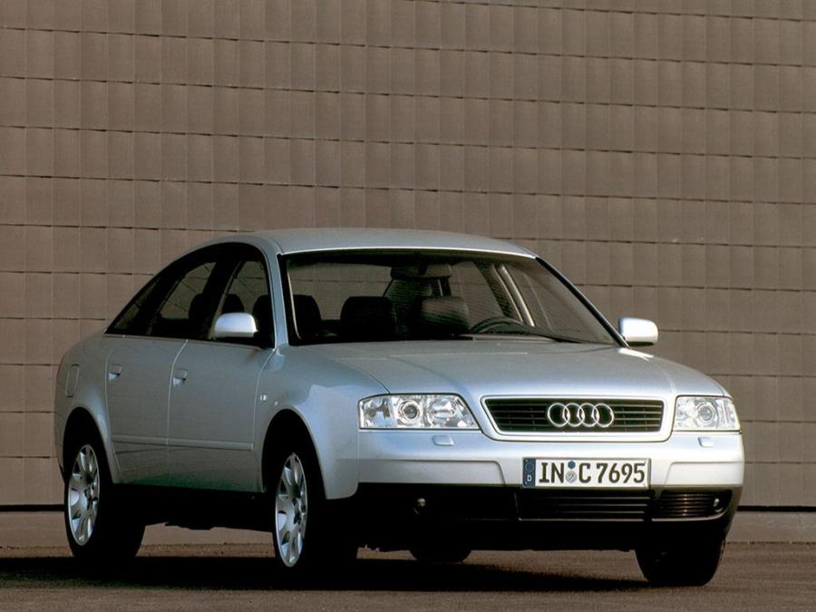  Audi A6 2.4 Sedan (4B, C5) 1997 года  (фото 2 из 13)